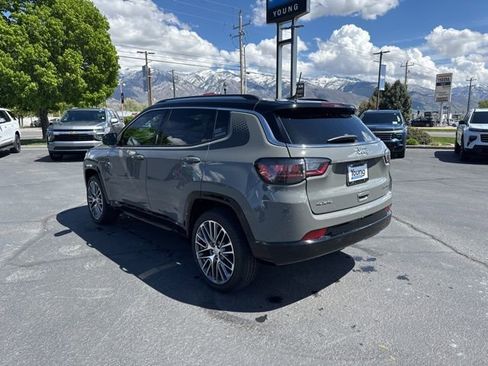 Used 2022 Jeep Compass Limited w/ Elite Group image 3