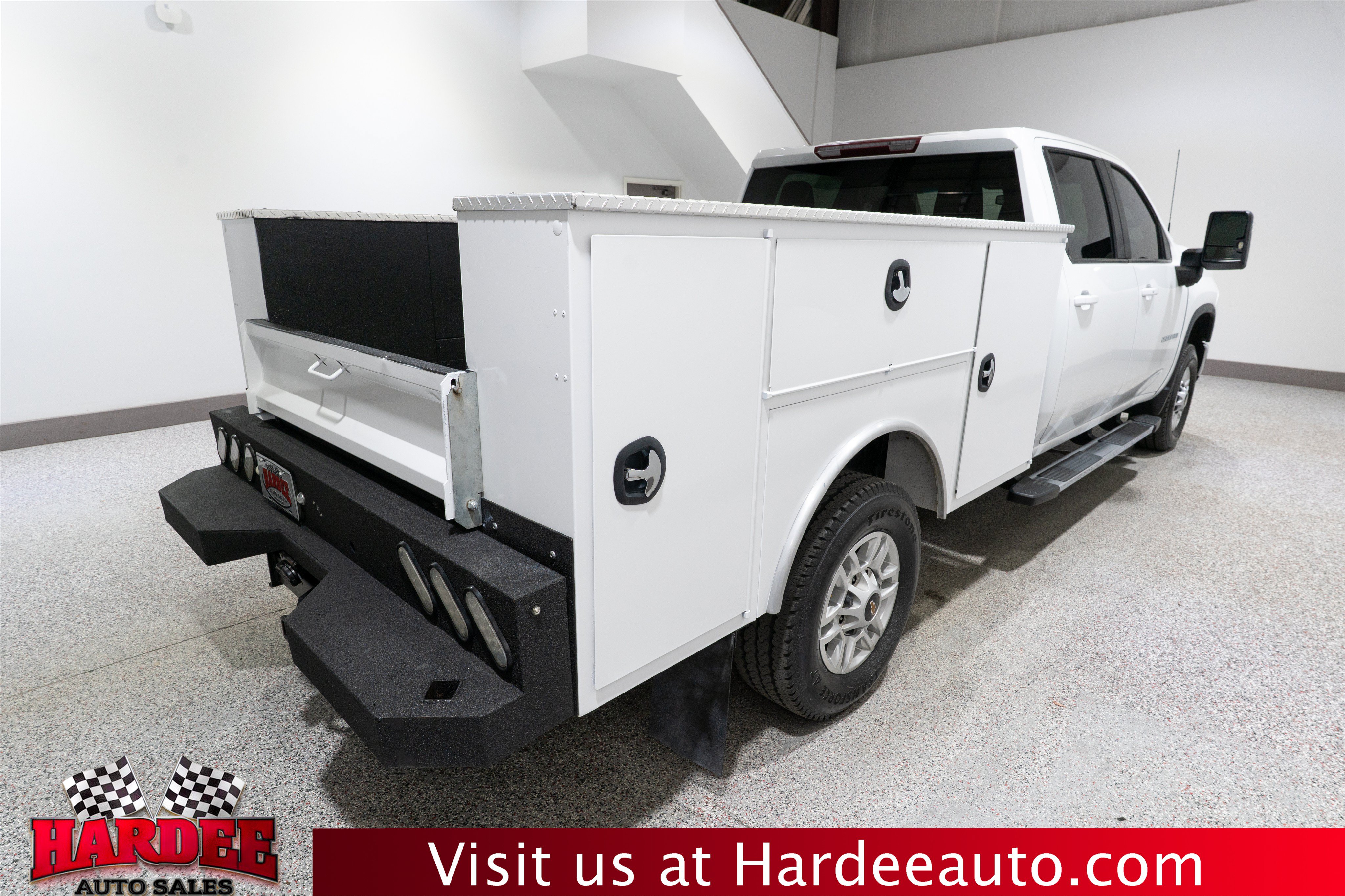 Used 2024 Chevrolet Silverado 2500 LT w/ Convenience Package AWD/4WD image 5