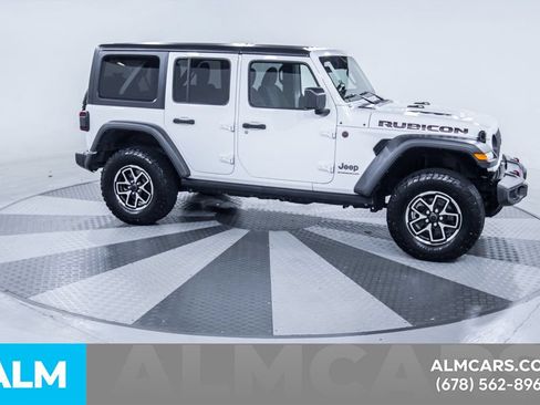 Used 2025 Jeep Wrangler Unlimited Rubicon AWD/4WD image 11