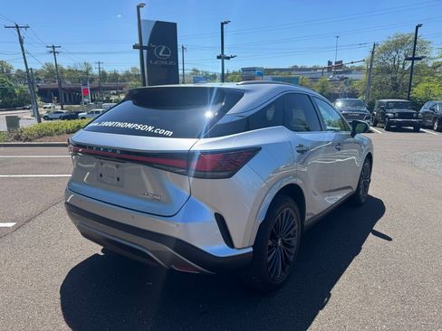 Used 2025 Lexus RX 350 Premium w/ Convenience Package AWD/4WD image 4