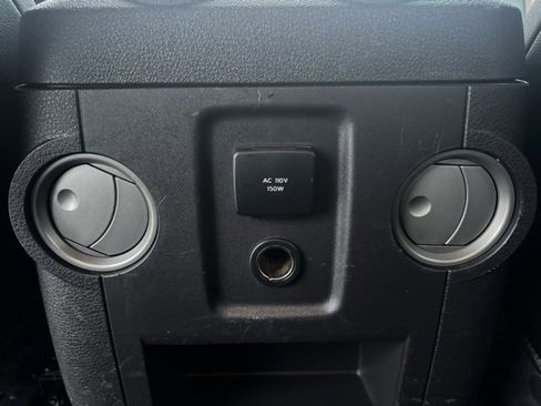 Used 2016 Ford F250 Lariat w/ Lariat Ultimate Package image 28