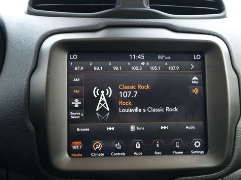 Used 2022 Jeep Renegade Limited w/ Sun, Sound & Wheels Group AWD/4WD image 20