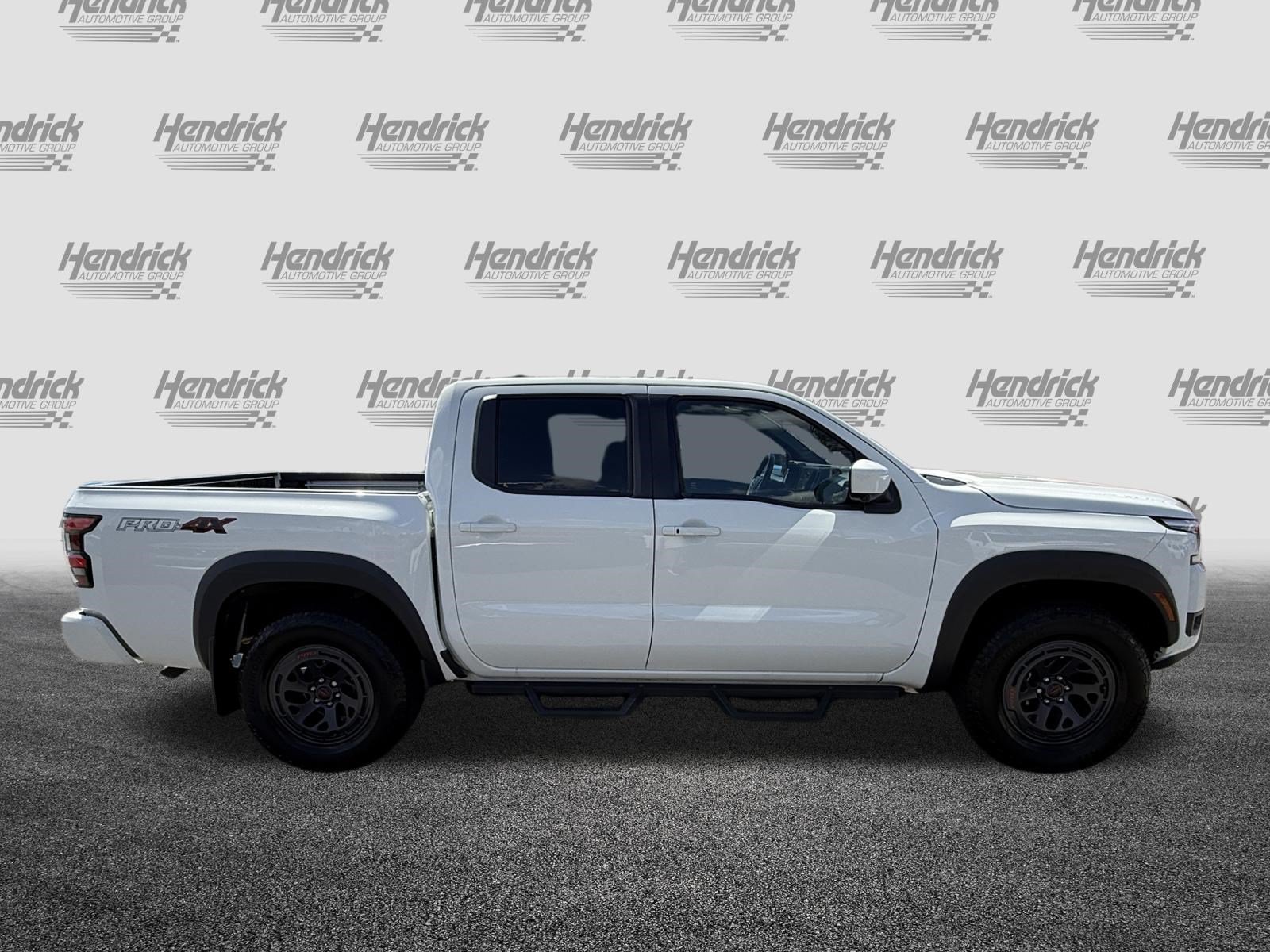 Used 2025 Nissan Frontier PRO-4X w/ Pro Convenience Package AWD/4WD image 11