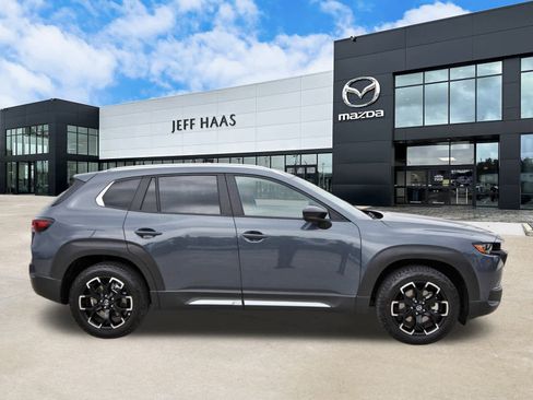 Used 2025 MAZDA CX-50 Meridian Edition image 5