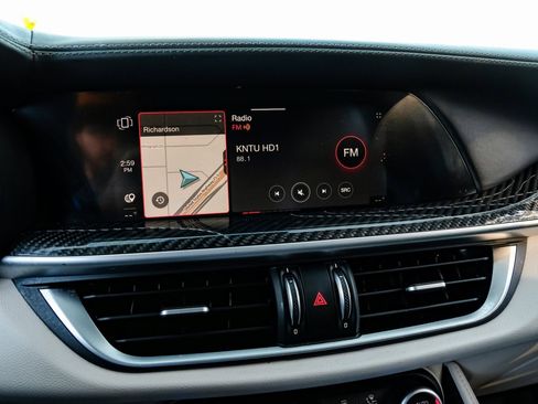 Used 2020 Alfa Romeo Stelvio Quadrifoglio w/ Nero Edizone Quadrifoglio image 29