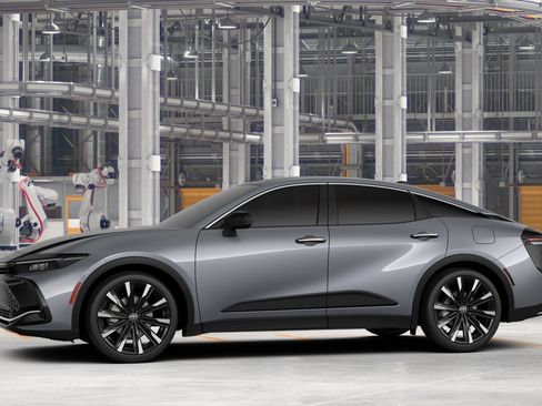 New 2026 Toyota Crown Platinum AWD/4WD image 3