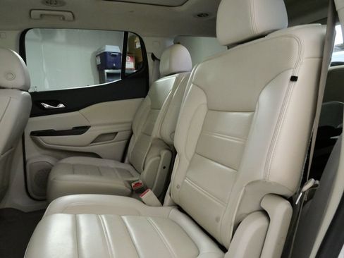Used 2020 GMC Acadia Denali w/ Trailering Package AWD/4WD image 11