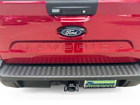 Used 2025 Ford Maverick Lariat w/ 4K Tow Package AWD/4WD image 35