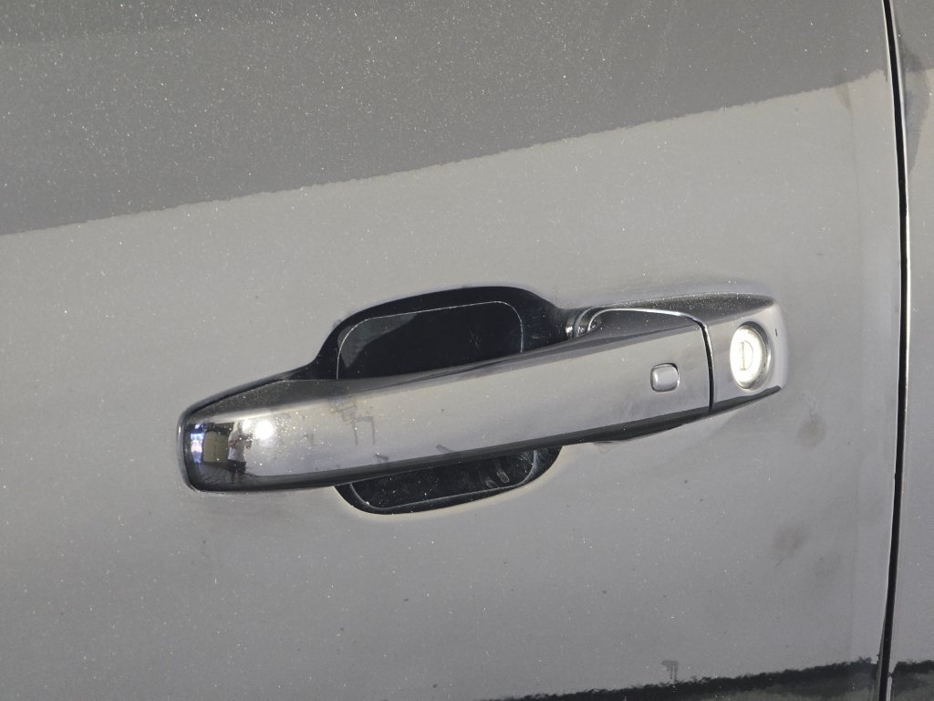 Used 2023 Dodge Durango GT AWD/4WD image 13