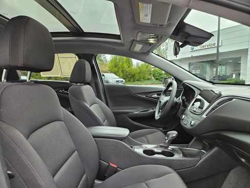 Used 2024 Chevrolet Malibu LT image 22