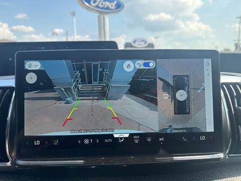 New 2025 Ford Expedition Tremor image 48