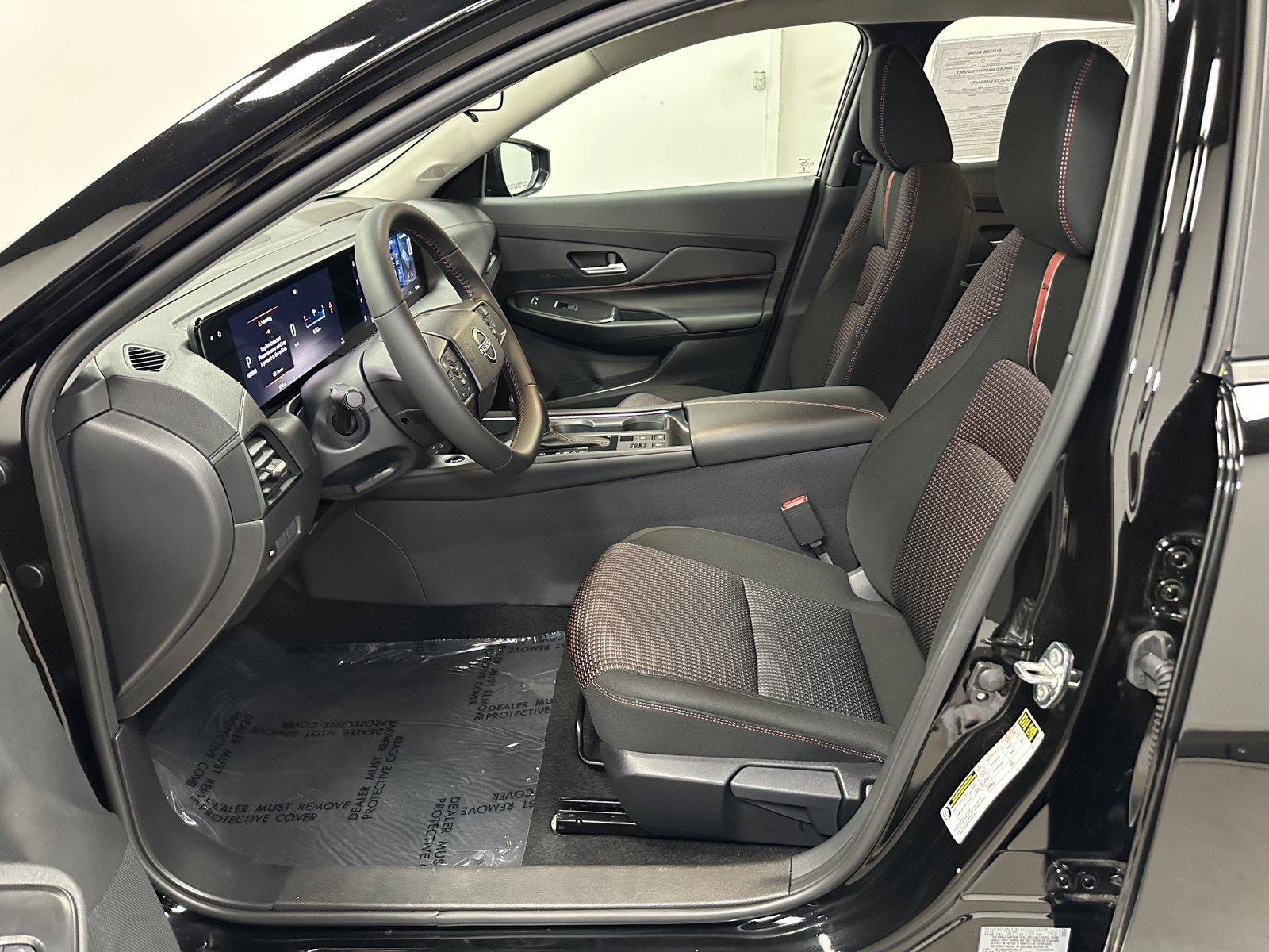 Used 2026 Nissan Sentra SR w/ Floor Mat Package FWD image 22