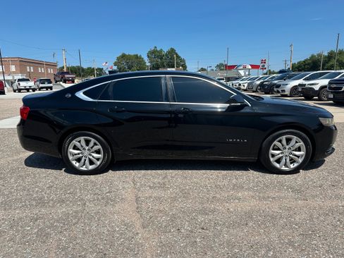 Used 2017 Chevrolet Impala LT FWD image 7