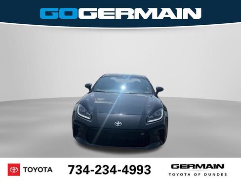 New 2026 Toyota GR86 Premium RWD image 2