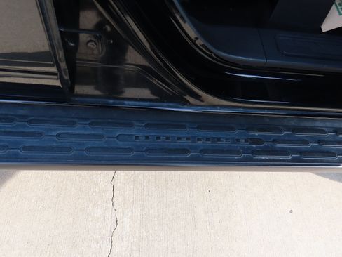 Used 2023 Ford Bronco Wildtrak image 11