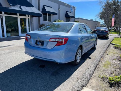 Used 2013 Toyota Camry LE image 5