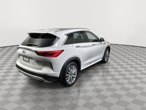 Used 2023 INFINITI QX50 Luxe image 8