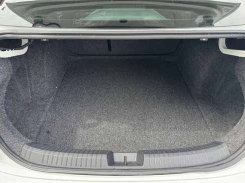 Used 2023 Volkswagen Jetta GLI Autobahn image 12