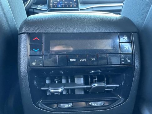 Used 2021 Jeep Grand Cherokee L Limited w/ Trailer Tow Group (B) image 29