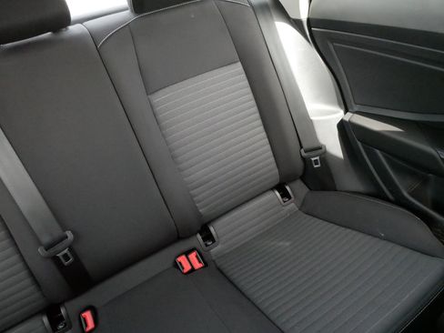 Certified 2025 Volkswagen Jetta S image 14