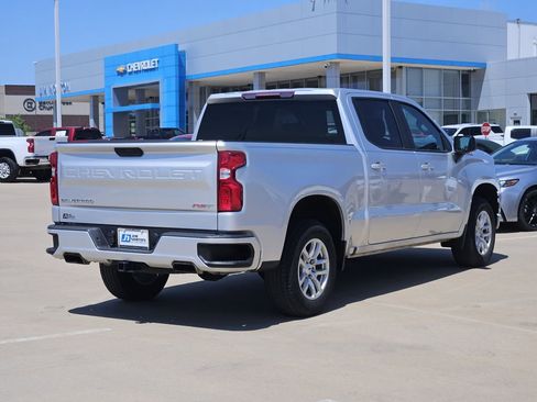 Used 2022 Chevrolet Silverado 1500 RST AWD/4WD image 9