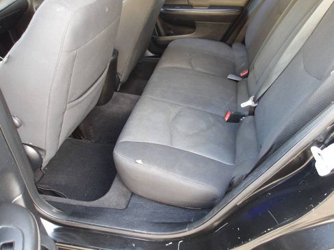 Used 2013 Dodge Avenger SXT FWD image 17