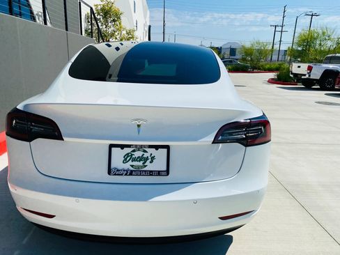 Used 2021 Tesla Model 3 Standard Range Plus RWD image 11
