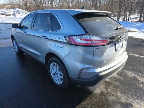 Used 2021 Ford Edge SEL w/ Convenience Package image 15