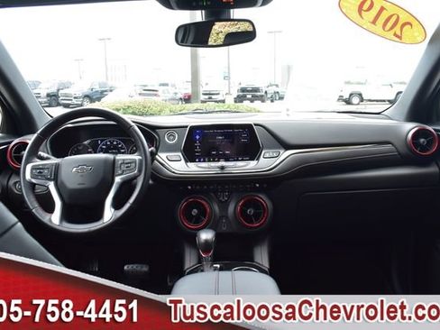 Used 2019 Chevrolet Blazer RS FWD image 3