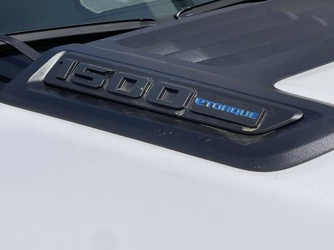 New 2026 RAM 1500 Laramie w/ Night Edition image 9