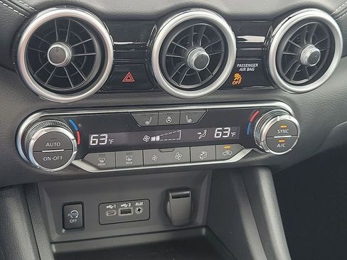 Used 2025 Nissan Sentra SV w/ All-Weather Package FWD image 17