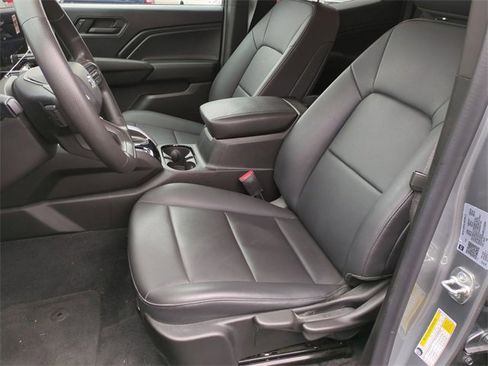 Certified 2024 Chevrolet Colorado Trail Boss w/ Advanced Trailering Package image 19