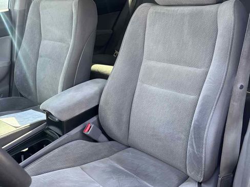 Used 2010 Honda Civic LX image 8