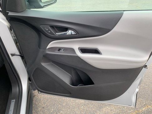 Used 2021 Chevrolet Equinox Premier image 21