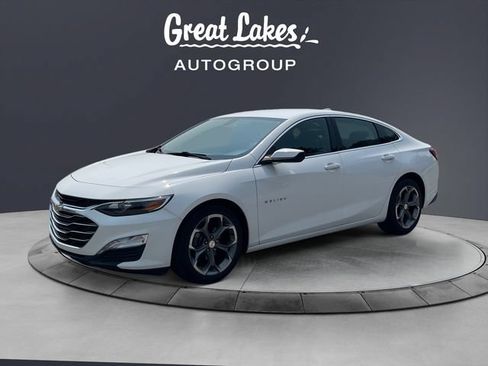 Used 2021 Chevrolet Malibu LT FWD image 1