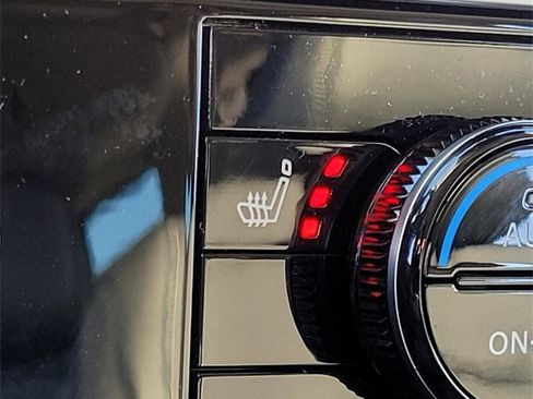 New 2026 Nissan Pathfinder SL image 19