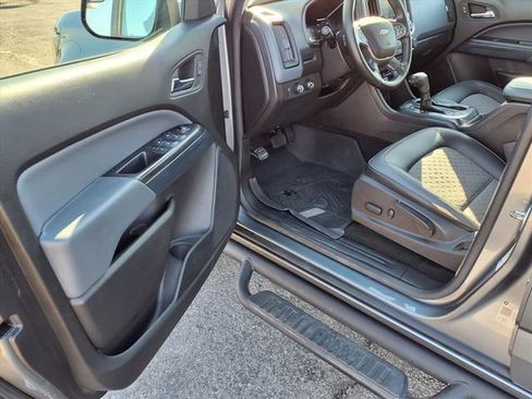 Used 2018 Chevrolet Colorado Z71 image 49