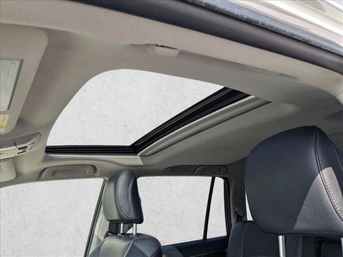 Used 2015 Lexus GX 460 image 17