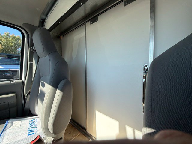 New 2027 Ford E-350 and Econoline 350 Super Duty RWD image 12