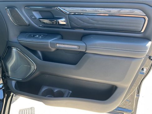 New 2026 RAM 1500 Limited w/ Trailer Tow Group image 10