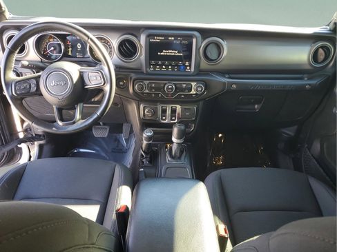 Used 2022 Jeep Wrangler Sport S image 6