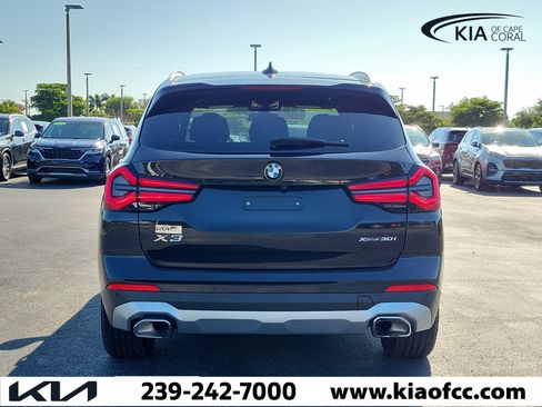 Used 2022 BMW X3 xDrive30i w/ Convenience Package AWD/4WD image 5