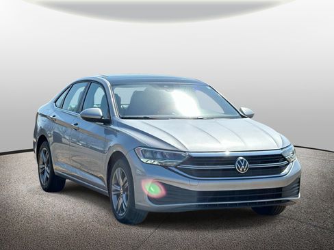 Used 2023 Volkswagen Jetta SE FWD image 6
