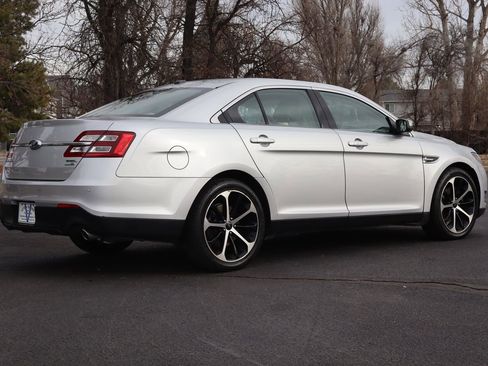 Used 2015 Ford Taurus SEL w/ Equipment Group 201A image 5