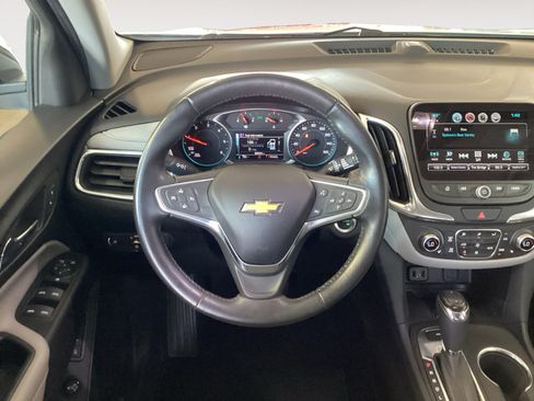 Used 2018 Chevrolet Equinox Premier AWD/4WD image 12