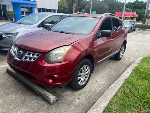 Used 2015 Nissan Rogue S w/ Convenience Package FWD image 4
