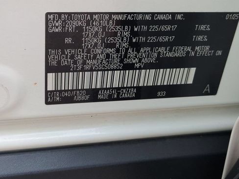 Used 2025 Toyota RAV4 LE AWD/4WD image 22