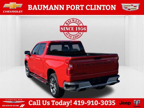 Used 2025 Chevrolet Silverado 1500 LT w/ Z71 Off-Road Package AWD/4WD image 8