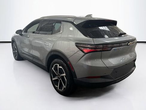 New 2026 Chevrolet Equinox EV LT image 8