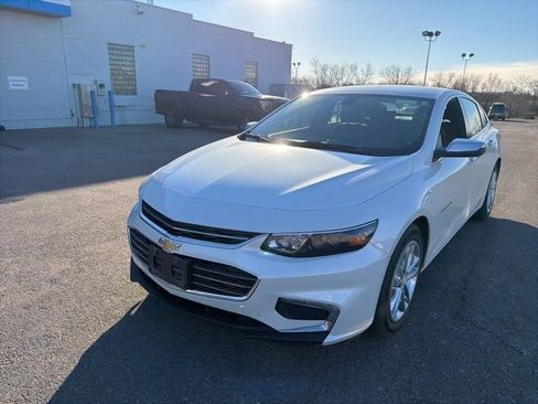 Used 2018 Chevrolet Malibu LT image 21
